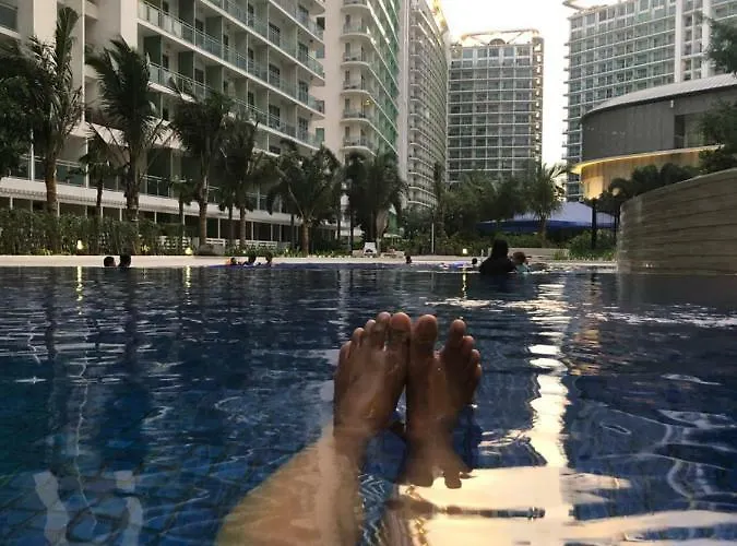 Aparthotel Azure Urban Residences @peterhouse Place 6 Person Max. Manila