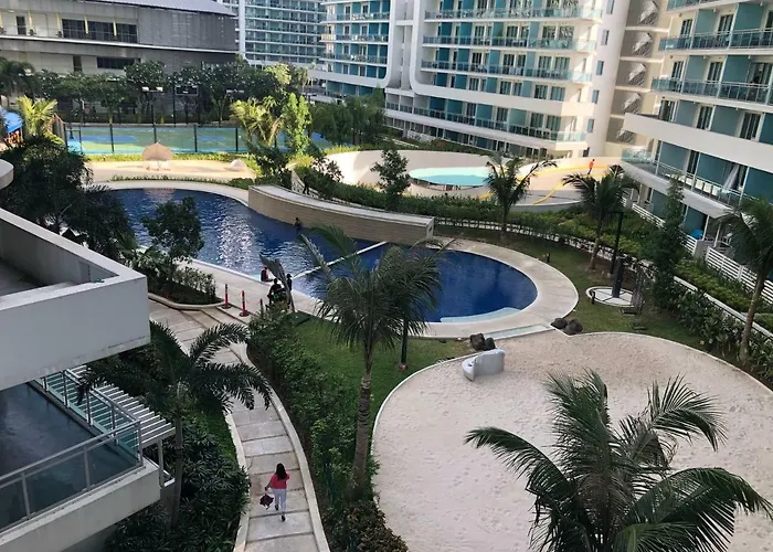Aparthotel Azure Urban Residences @peterhouse Place 6 Person Max. *